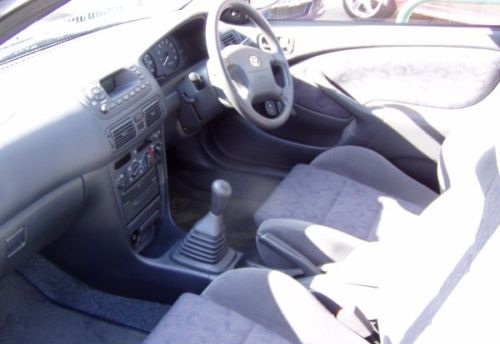 2000 toyota corolla 1.4 vida ltd edition interior