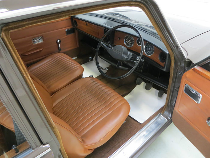 1972 Triumph 1500 Interior 2