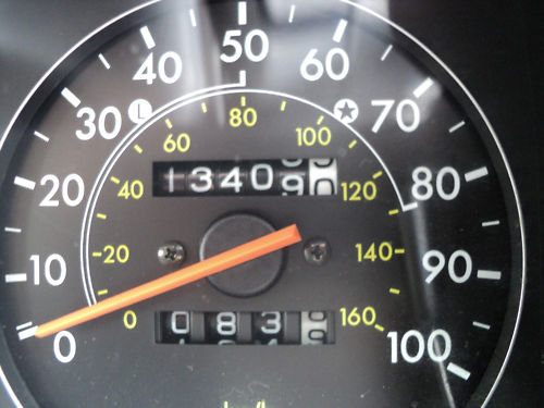 1984 triumph acclaim hl trio auto beige speedometer