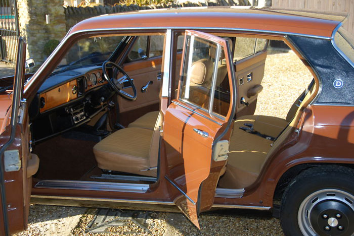 1977 triumph dolomite 1500 hl interior 1