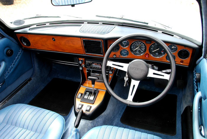 1974 Triumph Stag MK2 3.0 V8 Interior Dashboard Steering Wheel