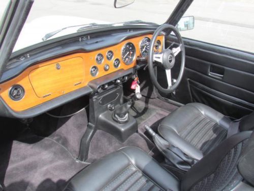 1977 Triumph TR6 Interior 1