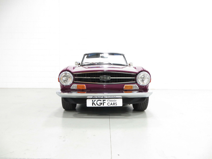 1973 Triumph TR6 PI Front