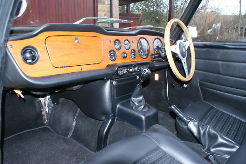1970 triumph tr6 interior 2