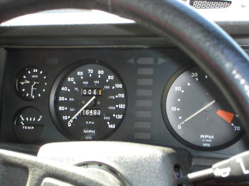 1977 triumph tr7 auto white dashboard