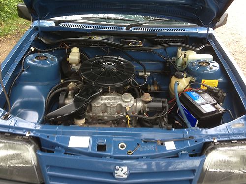 1988 Vauxhall Cavalier MK2 1.3L Engine Bay