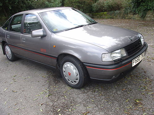 1989 Vauxhall Cavalier Mk3 2.0i SRI  Hatchback 1