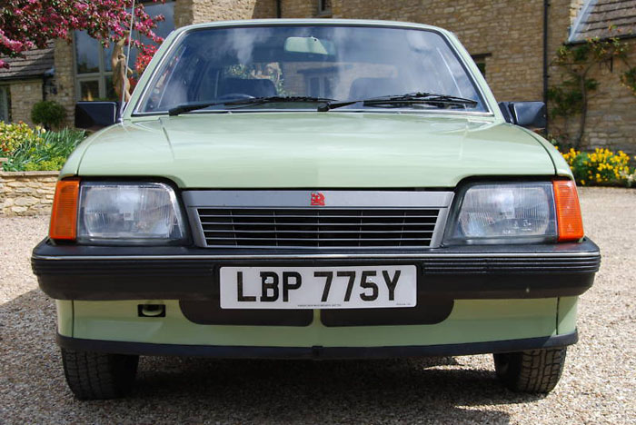 1982 vauxhall cavalier 1.6l 5 door 2