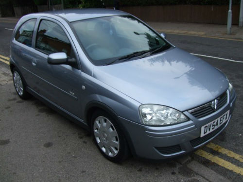 2004 54 plate vauxhall corsa 1.4i design automatic 2