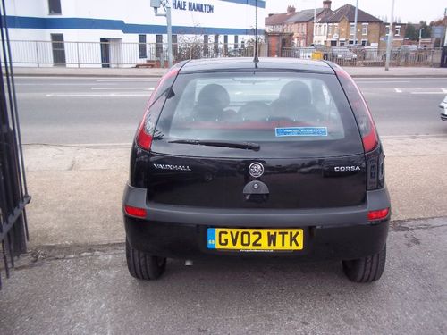 2002 vauxhall corsa hatchback 12v life back