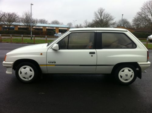 1987 vauxhall nova club white 3