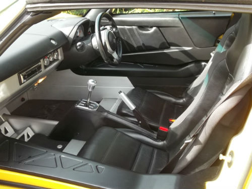 2003 vauxhall vx220 2.0i 16v turbo roadster yellow interior