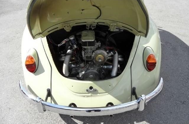 1967 Volkswagen Beetle Engine Bay