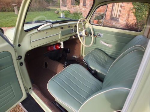1967 Volkswagen Beetle 1500 Front Interior 1
