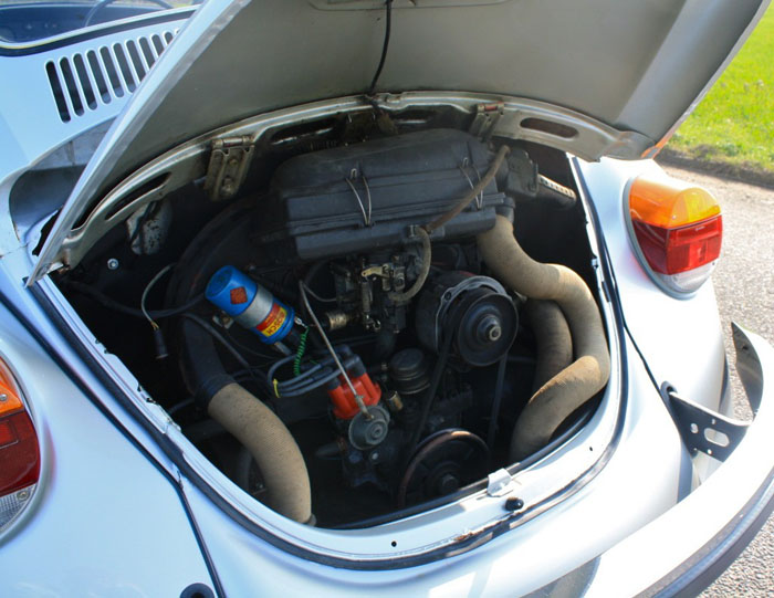 1978 vw beetle no.300 of 300 engine bay