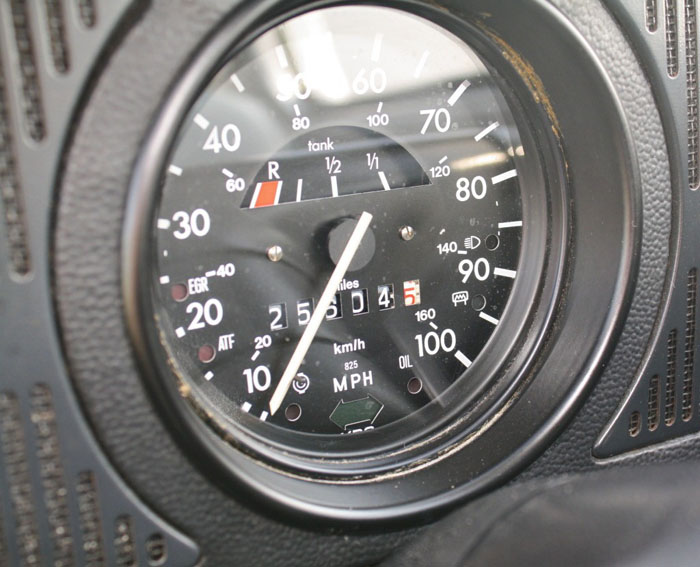 1978 vw beetle no.300 of 300 speedometer