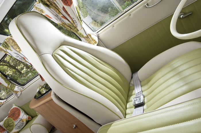1964 Volkswagen Camper 21 Window Samba Front Seat