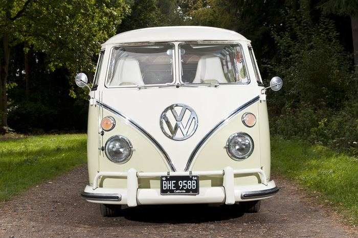 1964 Volkswagen Camper 21 Window Samba Front