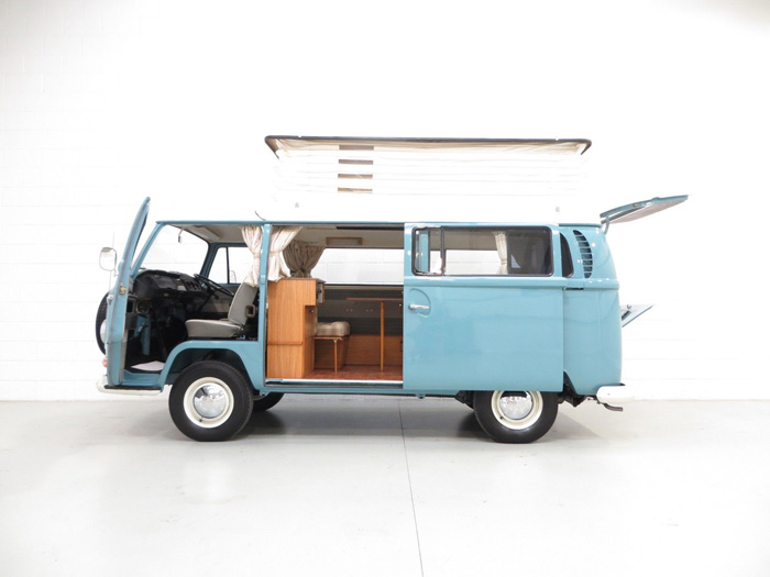 1969 Volkswagen Camper T2 Left Side