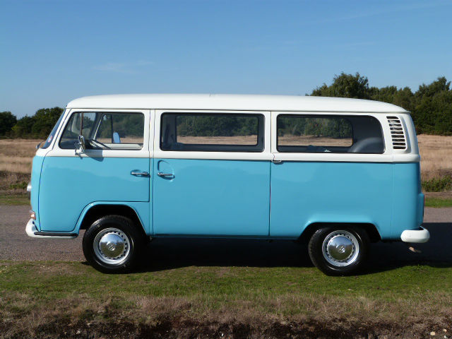 1972 Volkswagen Camper T2 Side