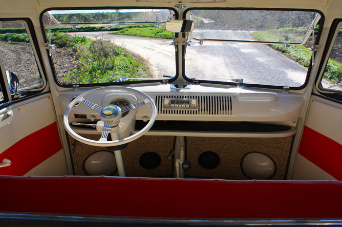 1965 Volkswagen Camper Split Screen Dashboard Steering Wheel