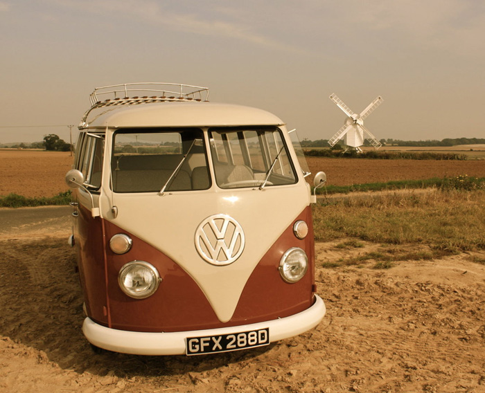 1966 Volkswagen Camper Split Screen 2