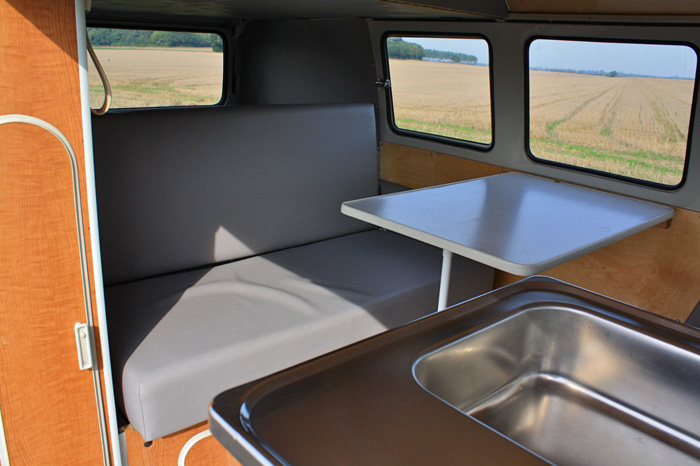 1966 Volkswagen Camper Split Screen Interior 4