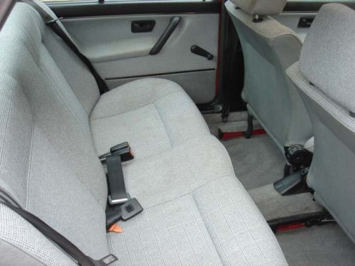 1989 g volkswagen jetta 1.3 4dr interior 2