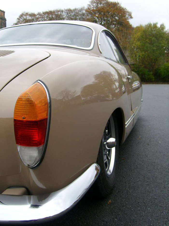 1971 Volkswagen Karmann Ghia 8