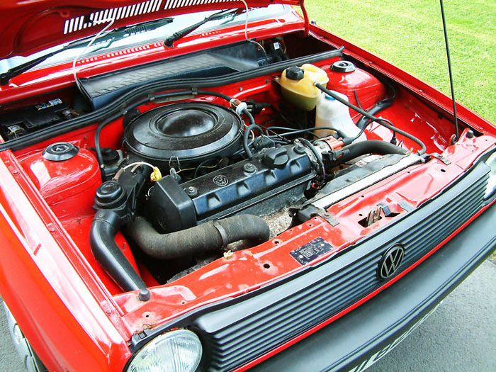 1990 volkswagen polo estate engine bay