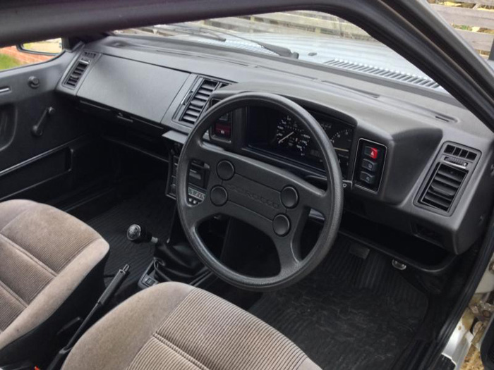 1982 Volkswagen Scirocco 1.6 GL Dashboard Steering Wheel