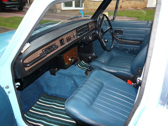 1972 Volvo 144 DL Front Interior