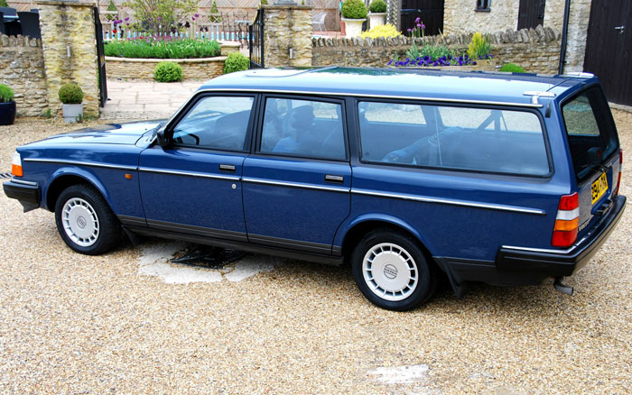 1991 Volvo 240 GL Left Side