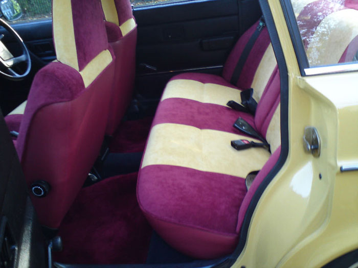 1979 volvo 244 dl auto yellow interior 2