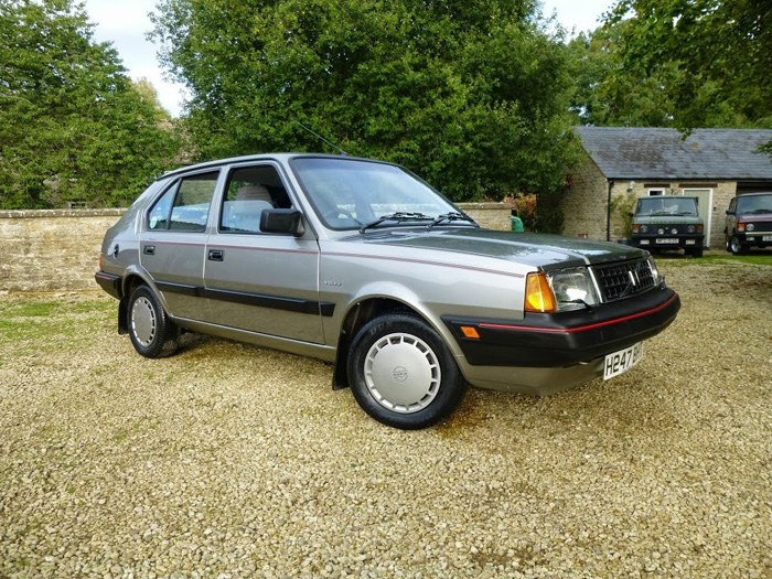 1991 Volvo 340 LE 1