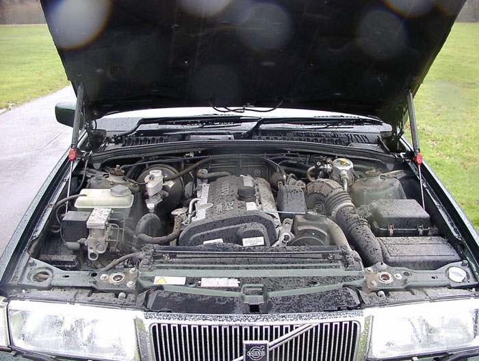 1997 volvo s90 960 cd 24v engine bay