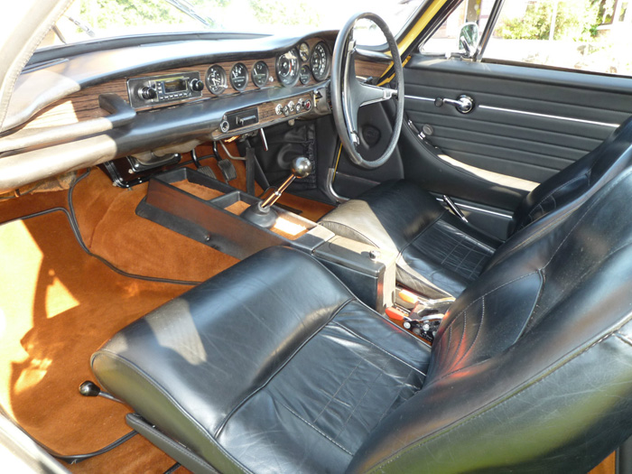 1971 Volvo P1800E Interior