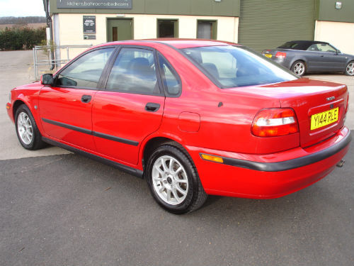 2001 Volvo S40 1.6i 2