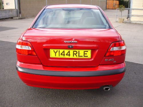 2001 Volvo S40 1.6i Back