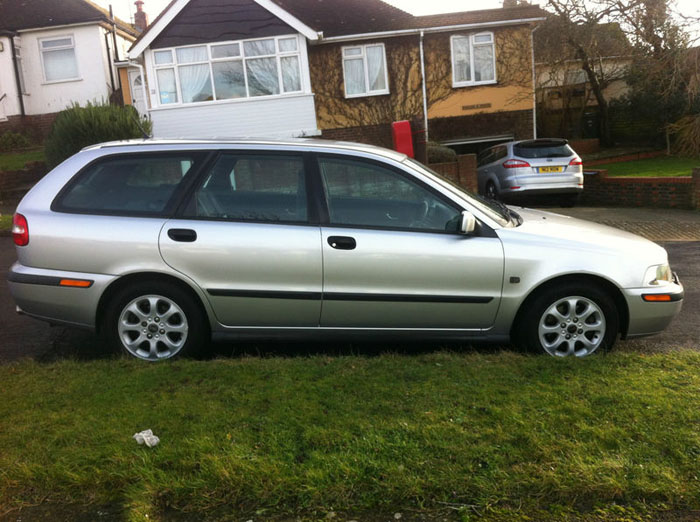 2002 volvo v40 s 1.8 petrol estate 4