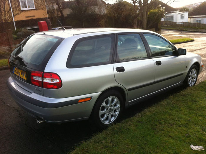 2002 volvo v40 s 1.8 petrol estate 5