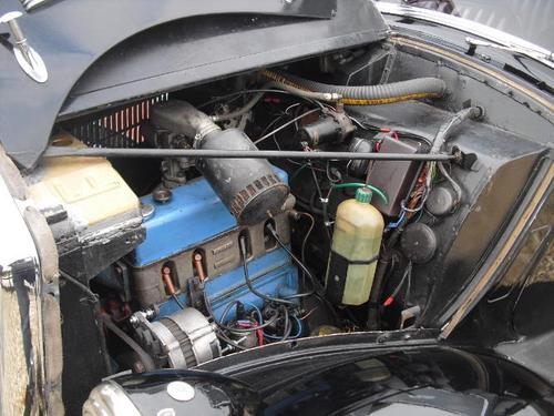 1947 wolseley 12 48 saloon ex police car engine bay