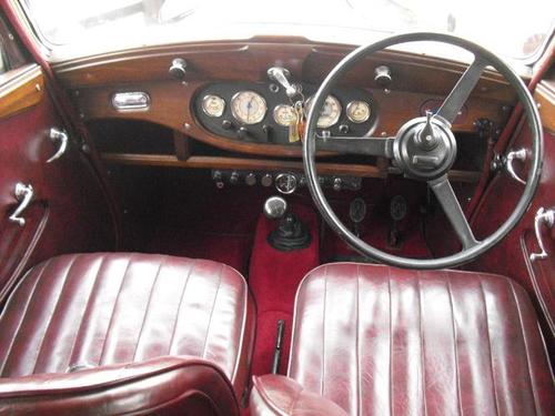 1947 wolseley 12 48 saloon ex police car interior