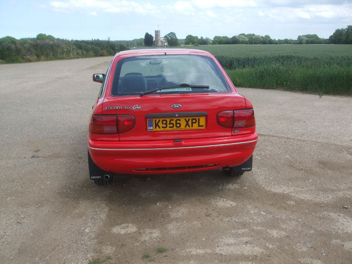 1993 Ford Escort Mk5 1.6 Zetec Ghia 12