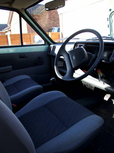 1988 ford fiesta popular interior