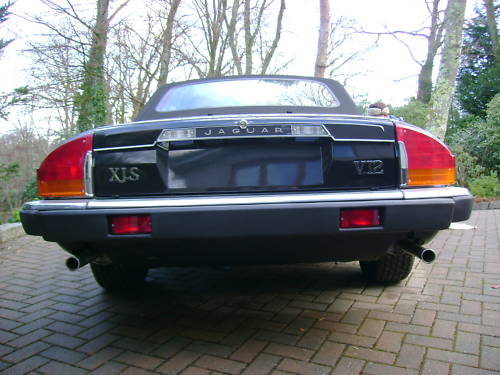 jaguar xjs v12 auto convertible in black ivory leather 6