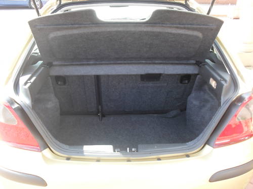 rover 25 1.4 il 84 ps 16 valve boot