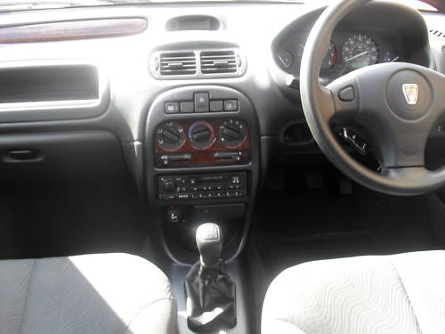 rover 25 1.4 il 84 ps 16 valve dashboard