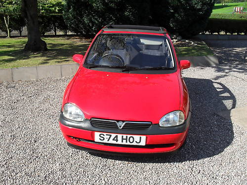 1998 1.4l vauxhall corsa convertible cabriolet 2