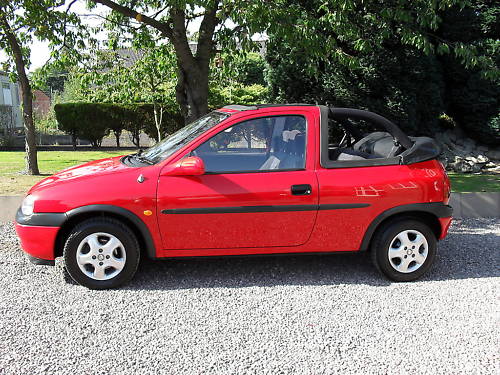 1998 1.4l vauxhall corsa convertible cabriolet 4